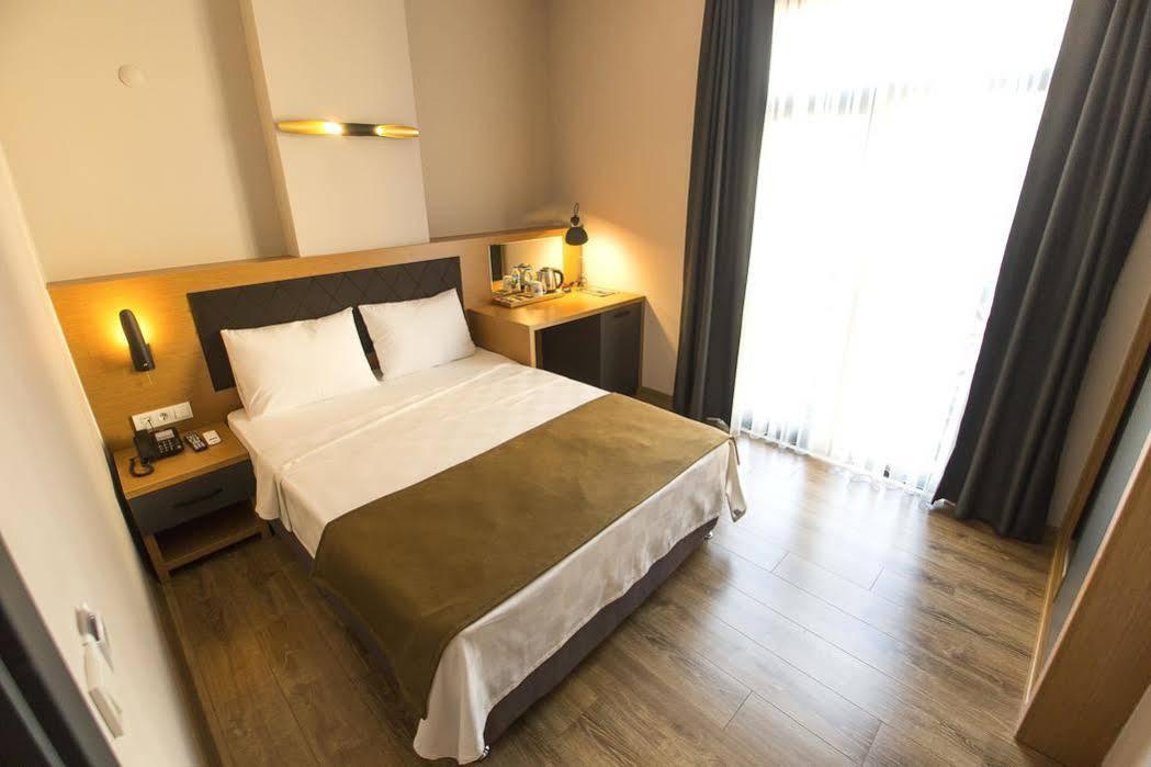 Big Point Plus Hotel بيغا المظهر الخارجي الصورة